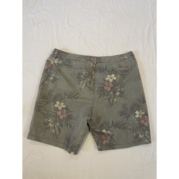 Tommy Bahama Relax Mens Size 38 Floral Hawaiian Shorts - Picture 2 of 6